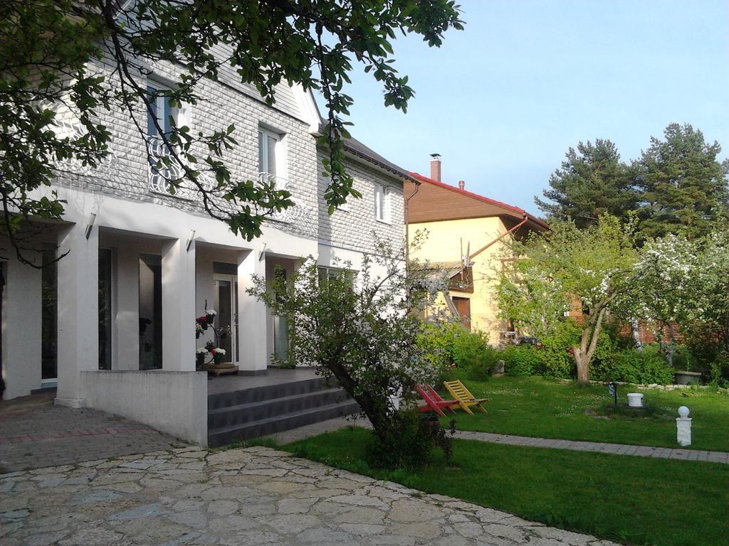 Oti Guesthouse Tallinn Eksteriør bilde