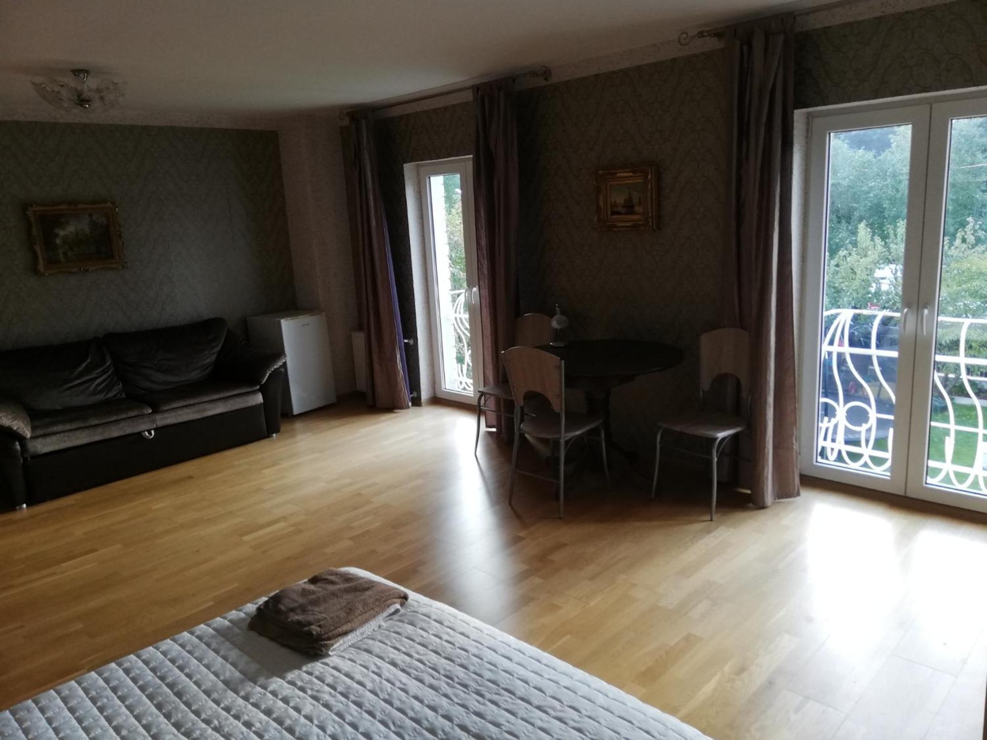 Oti Guesthouse Tallinn Eksteriør bilde