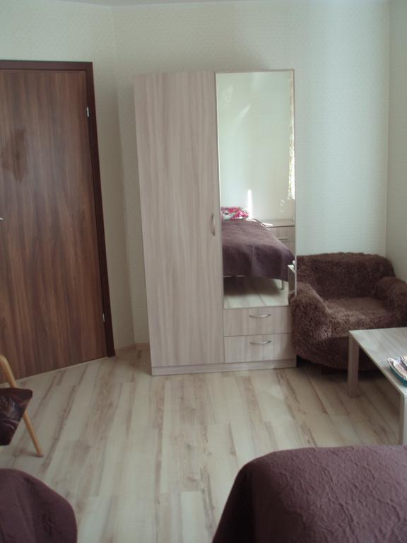 Oti Guesthouse Tallinn Rom bilde
